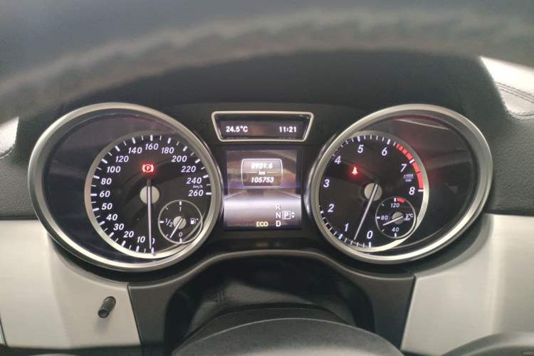 Used Mercedes-Benz GL-Class 2015 GL 400 4MATIC Dynamic Model Instrument Cluster