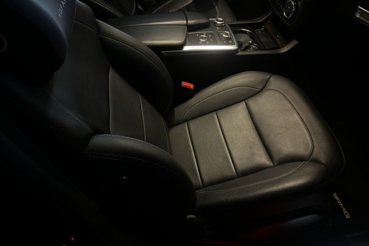 Used Mercedes-Benz GL-Class 2015 GL 500 4MATIC Interior 7