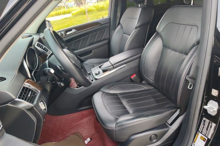Used Mercedes-Benz GL-Class 2015 GL 400 4MATIC Luxury Model Left Front Seat