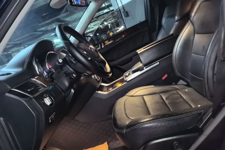 Used Mercedes-Benz GL-Class  Left Front Seat