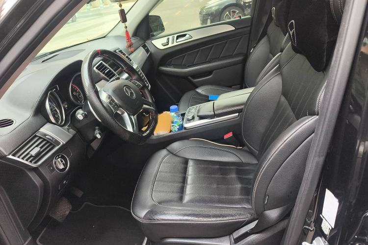 Used Mercedes-Benz GL-Class 2015 GL 400 4MATIC Dynamic Model Left Front Seat