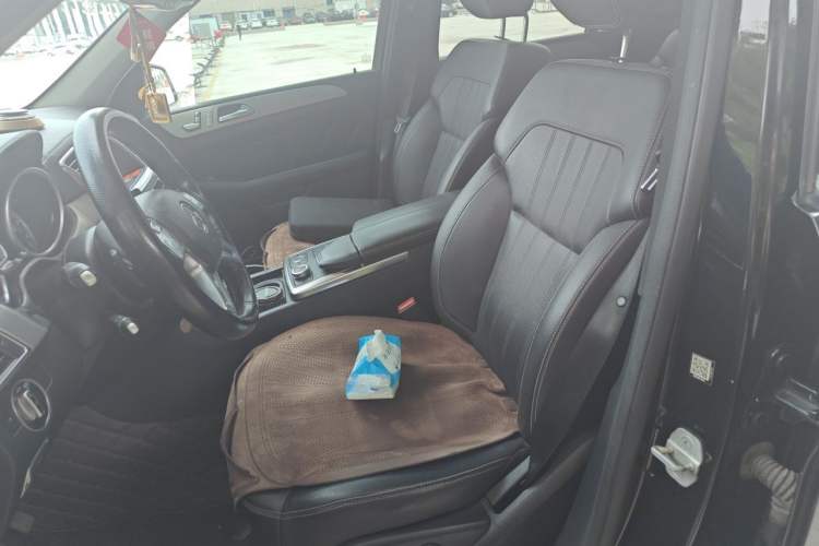 Used Mercedes-Benz GL-Class 2015 GL 400 4MATIC Dynamic Model Left Front Seat