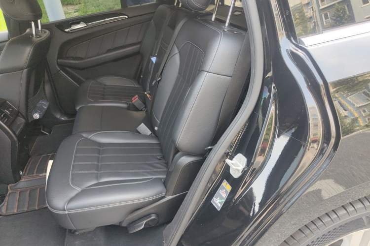 Used Mercedes-Benz GL-Class  Left Rear Seat