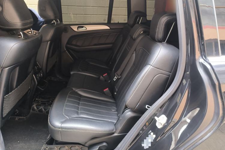 Used Mercedes-Benz GL-Class 2015 GL 400 4MATIC Dynamic Model Left Rear Seat