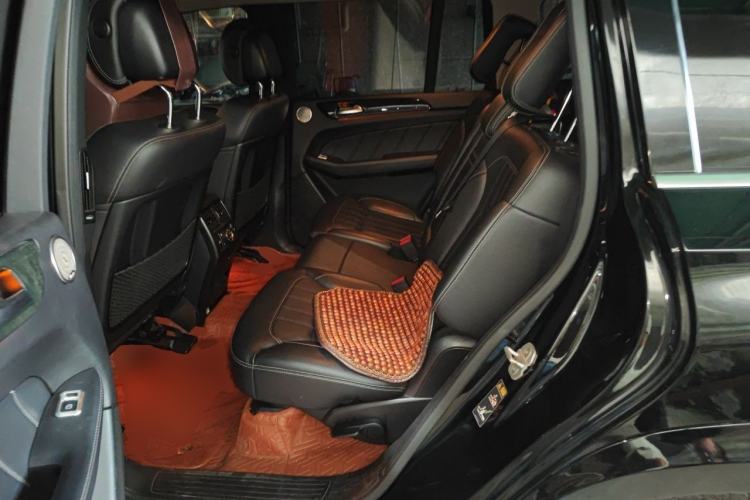 Used Mercedes-Benz GL-Class  Left Rear Seat