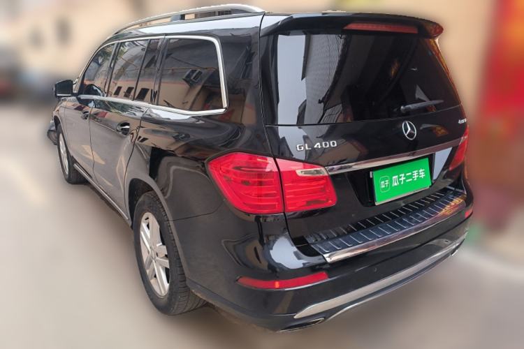 Used Mercedes-Benz GL-Class 2015 GL 400 4MATIC Dynamic Model Rear Left 45 Deg