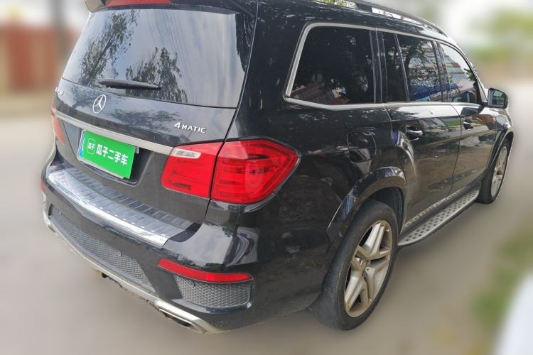 Used Mercedes-Benz GL-Class  Rear Right 45 Deg