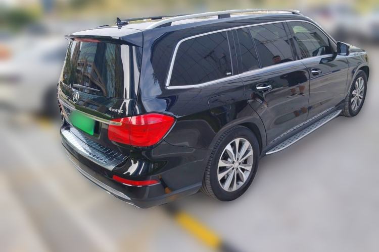 Used Mercedes-Benz GL-Class 2015 GL 400 4MATIC Luxury Model Rear Right 45 Deg