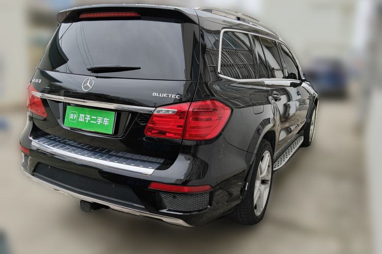 Used Mercedes-Benz GL-Class  Rear Right 45 Deg