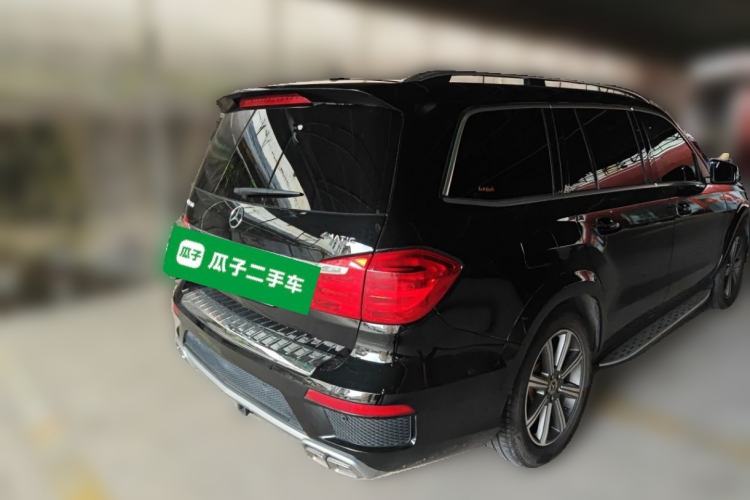 Used Mercedes-Benz GL-Class  Rear Right 45 Deg