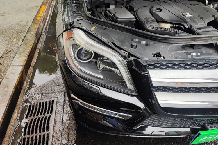 Used Mercedes-Benz GL-Class  Right Front Headlight