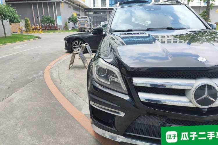 Used Mercedes-Benz GL-Class 2015 GL 500 4MATIC Right Front Headlight
