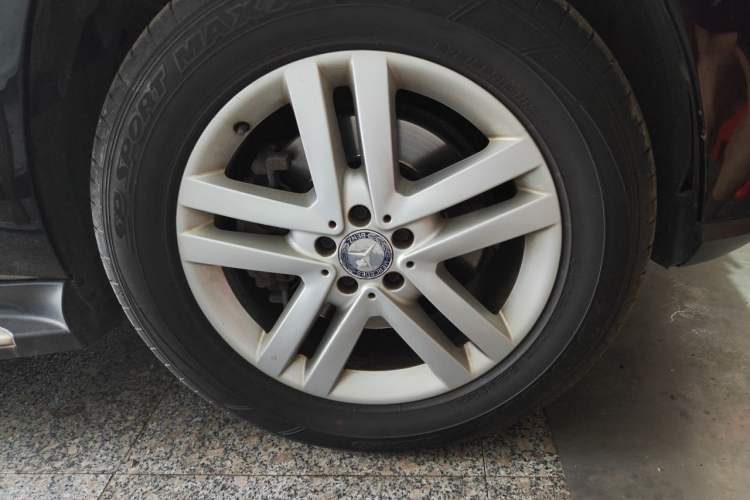Used Mercedes-Benz GL-Class 2015 GL 350 CDI 4MATIC Right Front Wheel Hub
