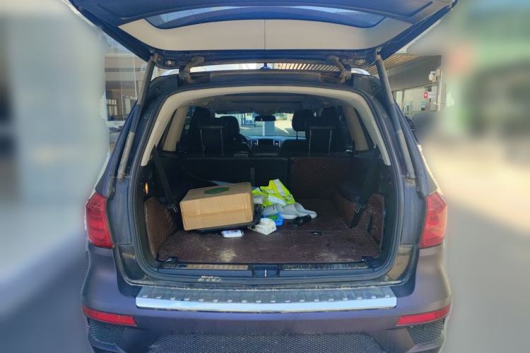 Used Mercedes-Benz GL-Class  Trunk