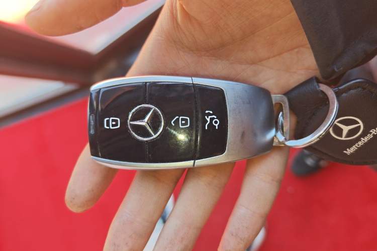 Used Mercedes-Benz GL-Class 2015 GL 500 4MATIC Vehicle Key