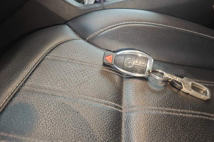 Used Mercedes-Benz GL-Class  Vehicle Key