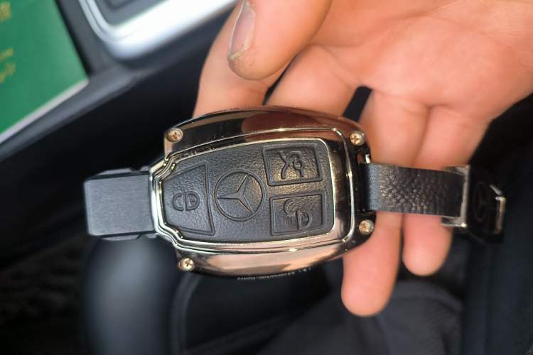 Used Mercedes-Benz GL-Class 2015 GL 400 4MATIC Dynamic Model Vehicle Key