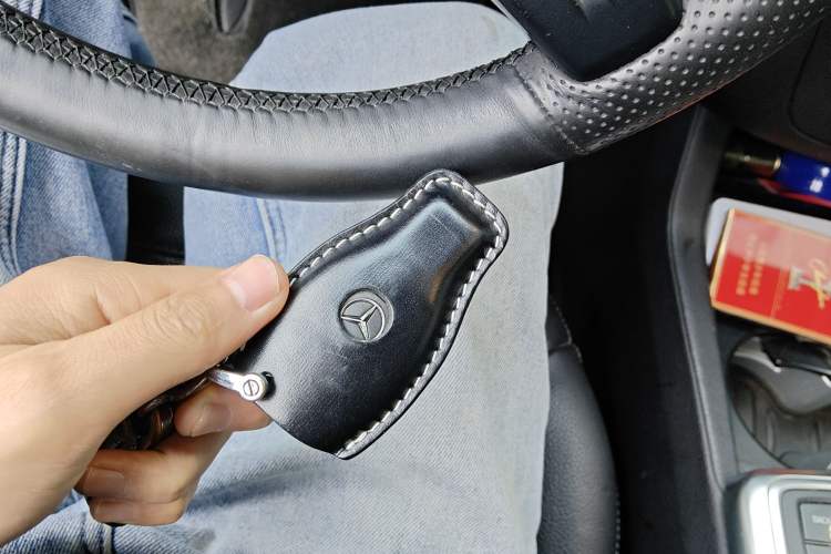 Used Mercedes-Benz GL-Class  Vehicle Key