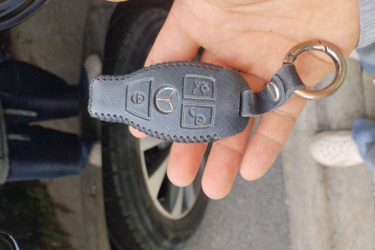 Used Mercedes-Benz GL-Class  Vehicle Key