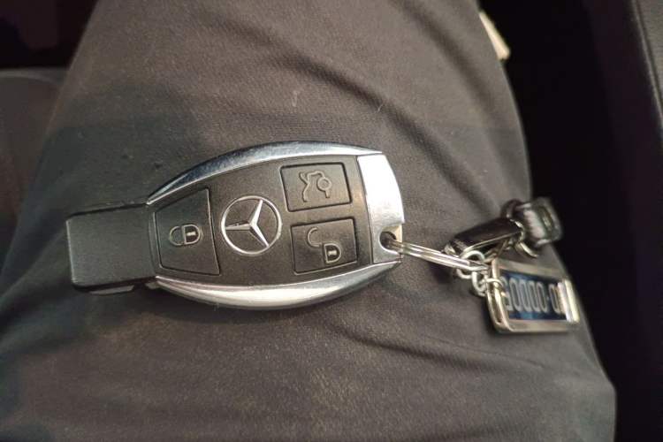Used Mercedes-Benz GL-Class 2015 GL 400 4MATIC Dynamic Model Vehicle Key