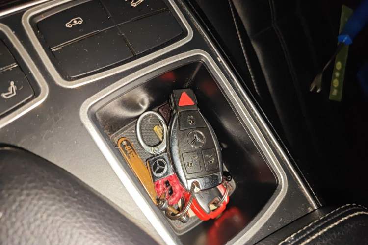 Used Mercedes-Benz GL-Class  Vehicle Key