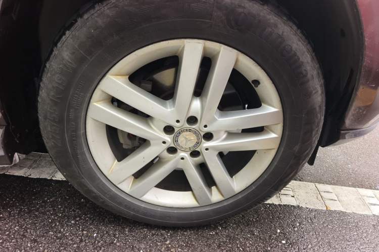 Used Mercedes-Benz GL-Class 2015 GL 350 CDI 4MATIC Right Front Wheel Hub