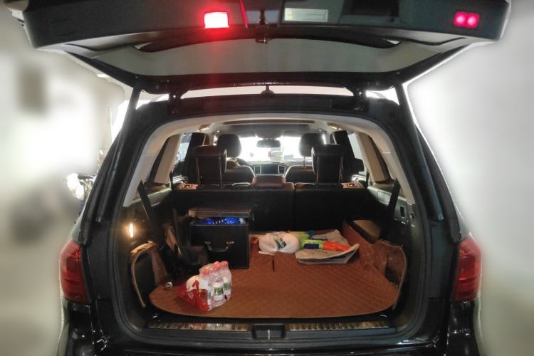 Used Mercedes-Benz GL-Class  Trunk