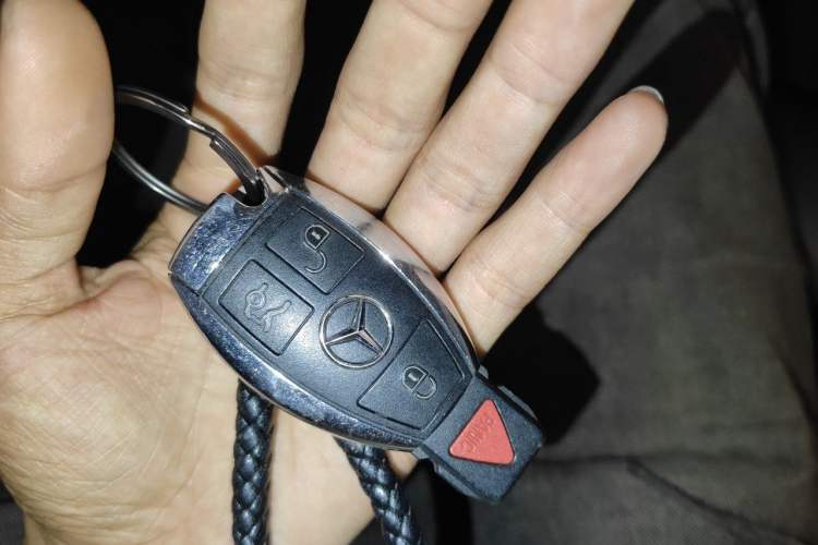 Used Mercedes-Benz GL-Class  Vehicle Key
