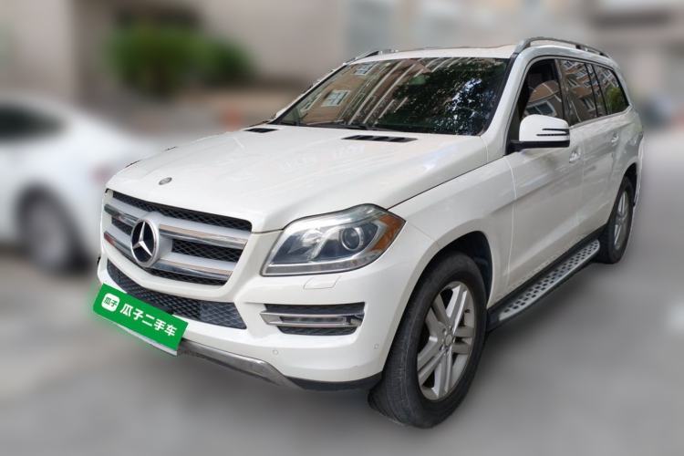 Używany Mercedes-Benz GL-Class Mercedes-Benz GL450, 2015, 3.0-liter, automatic, 7 seats, gasoline (parallel import) Guazi used car, China used car export, Used car for sale, Used cars, Cheapest cars for sale