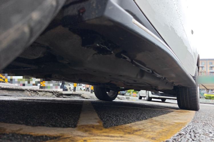 Used Mercedes-Benz GL-Class  Chassis Front Left