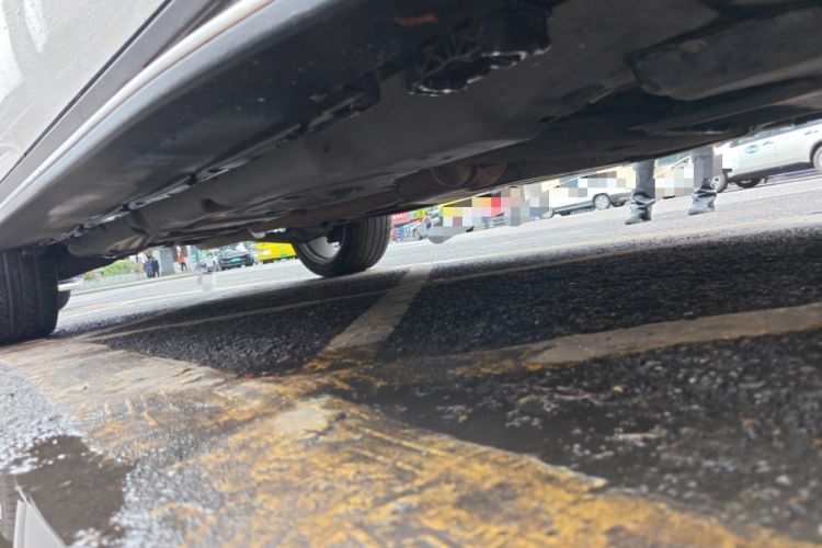 Used Mercedes-Benz GL-Class  Chassis Front Right
