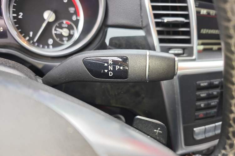 Used Mercedes-Benz GL-Class  Gear Lever