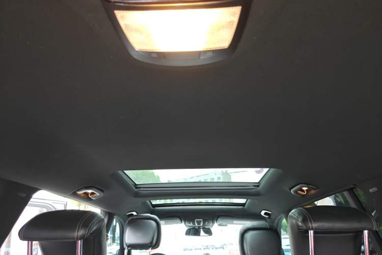 Used Mercedes-Benz GL-Class  Headliner