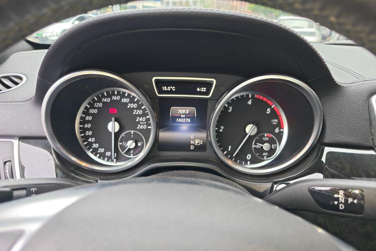 Used Mercedes-Benz GL-Class  Instrument Cluster