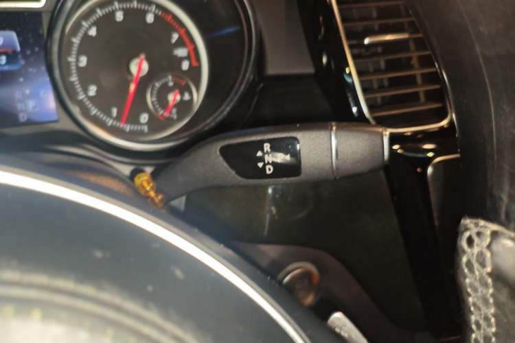Used Mercedes-Benz GL-Class  Gear Lever