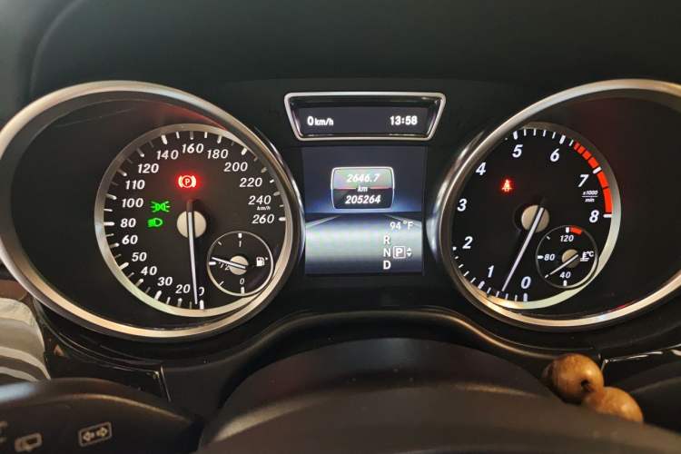 Used Mercedes-Benz GL-Class  Instrument Cluster
