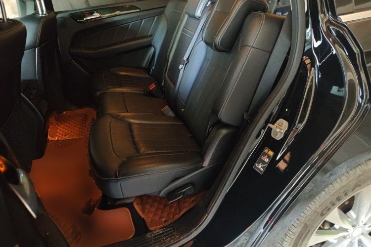 Used Mercedes-Benz GL-Class  Left Rear Seat