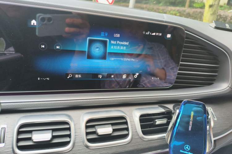 Used Mercedes-Benz GL-Class  Audio And AC Panel