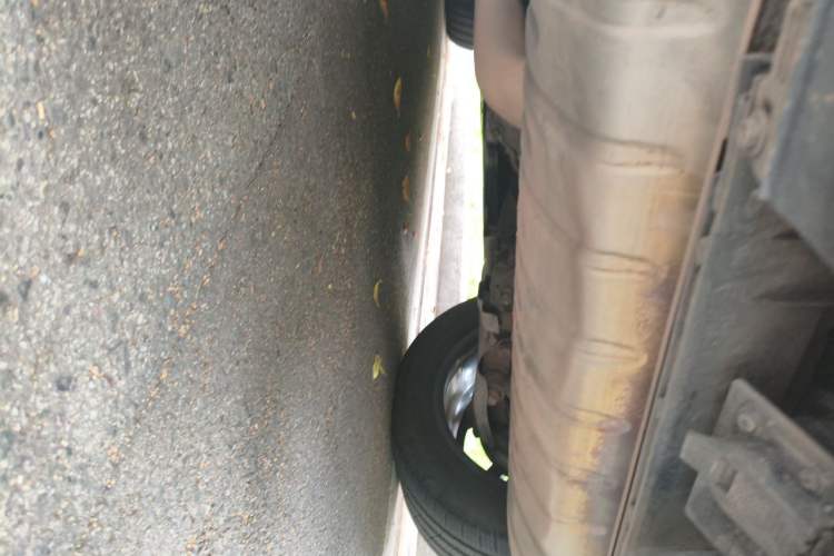 Used Mercedes-Benz GL-Class  Chassis Rear