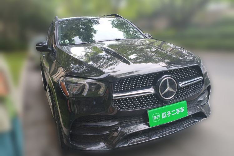 Used Mercedes-Benz GL-Class  Front Right 45 Deg