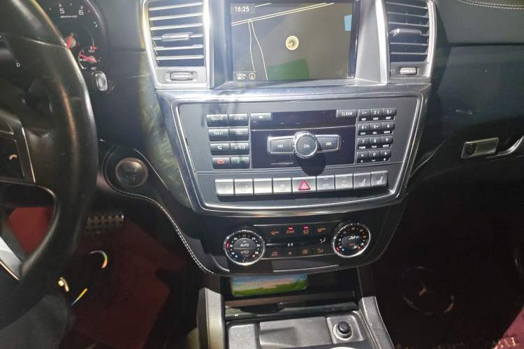 Used Mercedes-Benz GL-Class AMG 2013 AMG GL 63 Audio And AC Panel