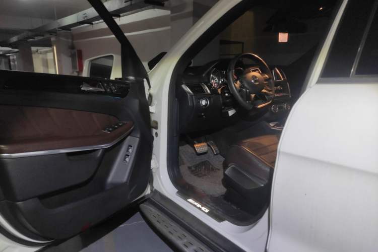 Used Mercedes-Benz GL-Class AMG 2013 AMG GL 63 Driver Seat