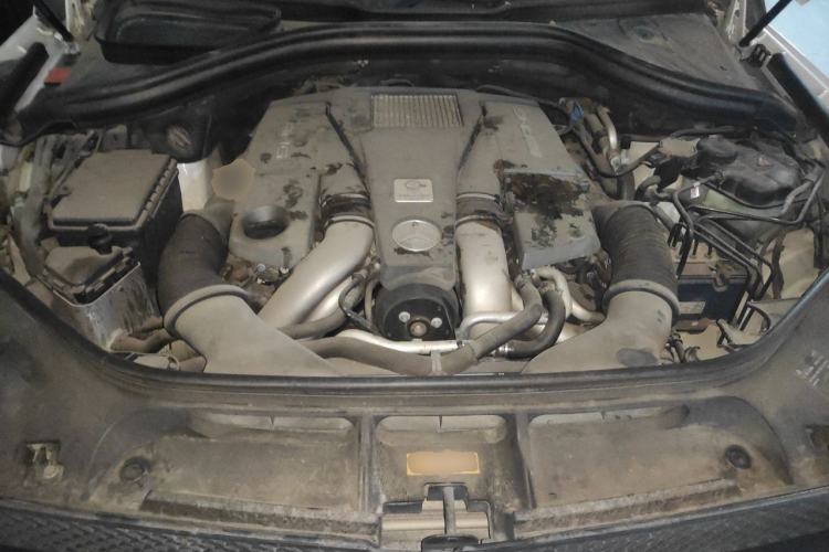 Used Mercedes-Benz GL-Class AMG 2013 AMG GL 63 Engine Bay