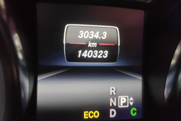 Used Mercedes-Benz GL-Class AMG 2013 AMG GL 63 Odometer Close Up