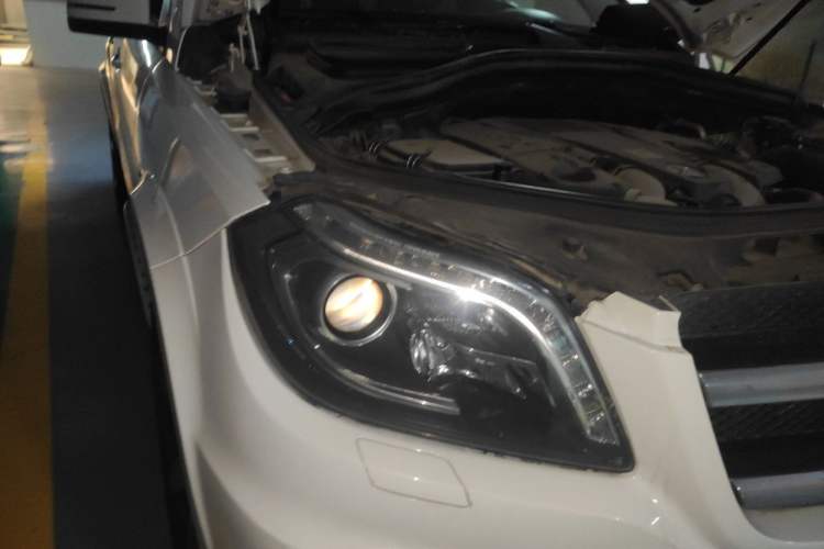 Used Mercedes-Benz GL-Class AMG 2013 AMG GL 63 Right Front Headlight