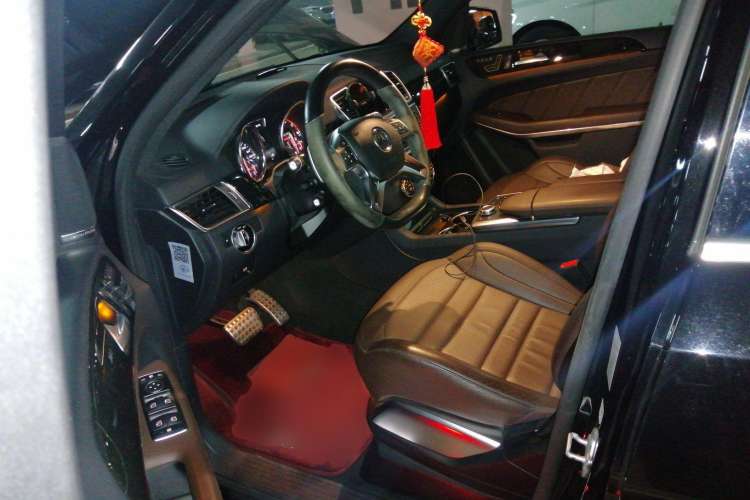 Used Mercedes-Benz GL-Class AMG 2014 AMG GL 63 Driver Seat