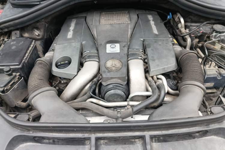Used Mercedes-Benz GL-Class AMG 2014 AMG GL 63 Engine Bay