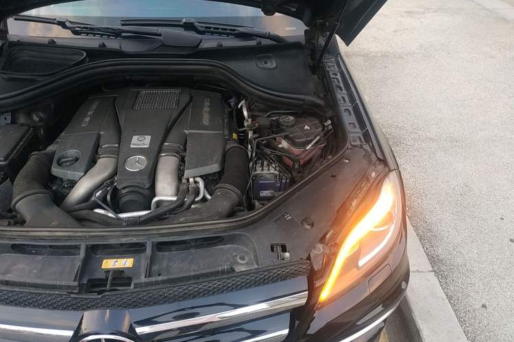 Used Mercedes-Benz GL-Class AMG 2014 AMG GL 63 Engine Bay Left