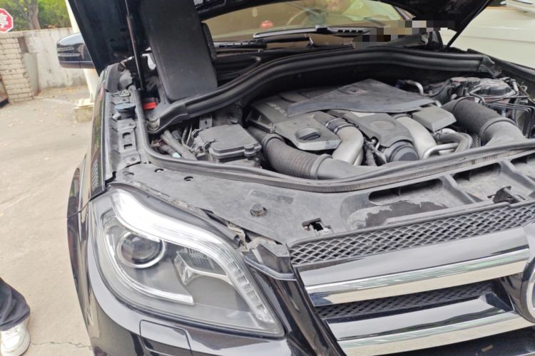 Used Mercedes-Benz GL-Class AMG 2014 AMG GL 63 Engine Bay Right