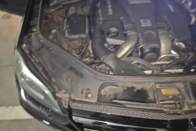 Used Mercedes-Benz GL-Class AMG 2014 AMG GL 63 Engine Bay Right